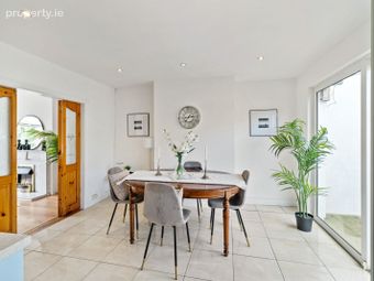 33 Ballinteer Crescent, Dublin 16, Ballinteer, Dublin 16 - Image 5
