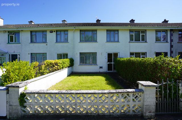 79 Tola Park, Shannon, Shannon, Co. Clare - Click to view photos