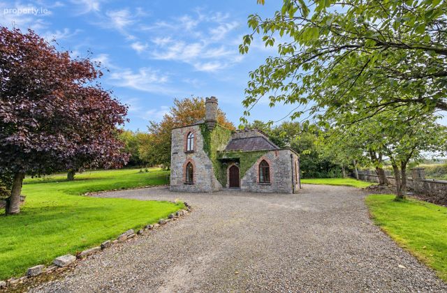 The Lodge, Castlecrine, Sixmilebridge, Co. Clare, Sixmilebridge, Co. Clare - Click to view photos