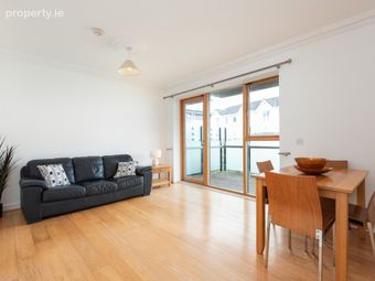 29 Harbour Court, George's Place, Dun Laoghaire, Co Dublin, Dun Laoghaire, Co. Dublin - Image 3