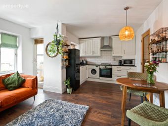 6 Belarmine Court, Stepaside, Dublin 18 - Image 5