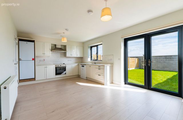 82 Aldborough Manor, Baltinglass, Co. Wicklow - Click to view photos