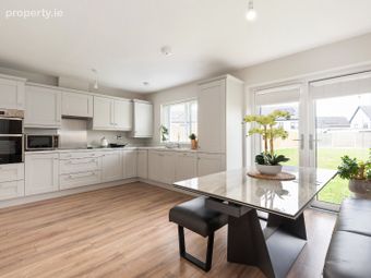 7 Bay Meadows Crescent, Hollystown, Dublin 15, Hollystown, Dublin 15 - Image 4