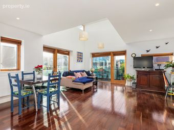 19 Cloonlara Square, Phoenix Park Racecourse, Castleknock, Dublin 15, Castleknock, Dublin 15 - Image 2