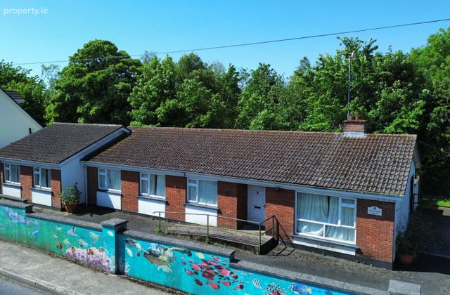 John Fisher House, Ballinatray Upper, Courtown, Courtown, Co. Wexford - Click to view photos