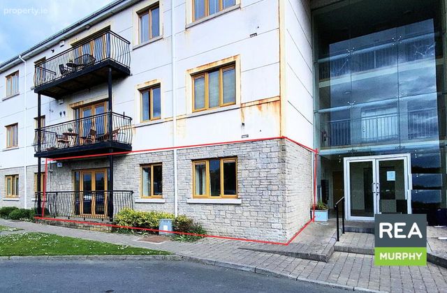 4 The Gate Lodge, Downshire Park, Blessington, Co. Wicklow, Blessington, Co. Wicklow - Click to view photos