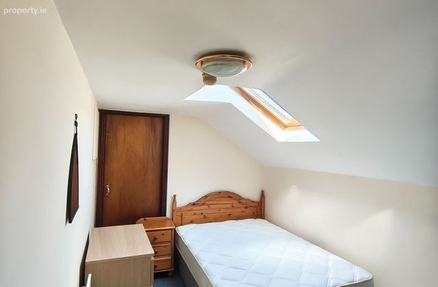 Clarinda Park East, Dun Laoghaire, Glenageary, Co. Dublin - Click to view photos