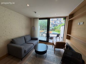 Apartment D, 58 Pembroke Lane, Dublin 2 - Image 3