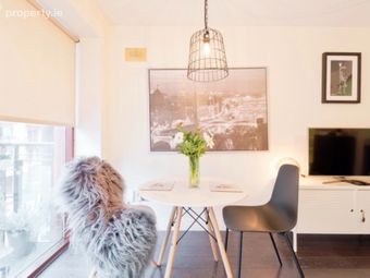 Apartment 190, Block D, Castleforbes Square, Dubli, IFSC, Dublin 1 - Image 2