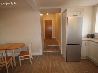 10 Pearse Square, Cobh, Cobh, Co. Cork - Image 4