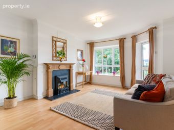 75 The Eglinton, Donnybrook Castle, Donnybrook, Dublin 4, Donnybrook, Dublin 4 - Image 2