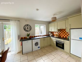 9 Derravaragh Mews, Castlepollard, Castlepollard, Co. Westmeath - Image 5
