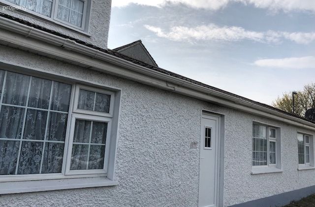 152 Glasanaon Road, Finglas, Dublin 11 - Click to view photos