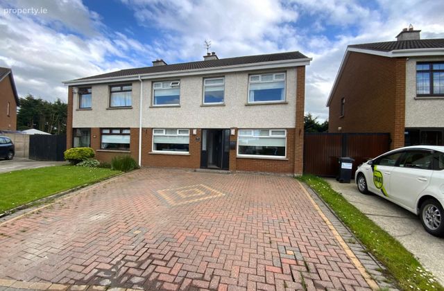 44 Meadow View, Avondale Park, Dundalk, Co. Louth - Click to view photos
