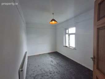 Madden's Terrace, Clarecastle, Co. Clare - Image 5