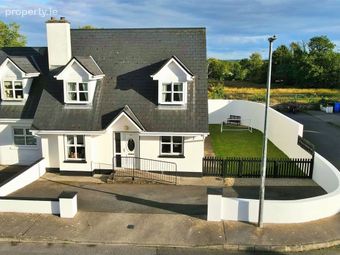 15 Friarshill Close, Ballaghaderreen, Co. Roscommon, Ballaghaderreen, Co. Roscommon