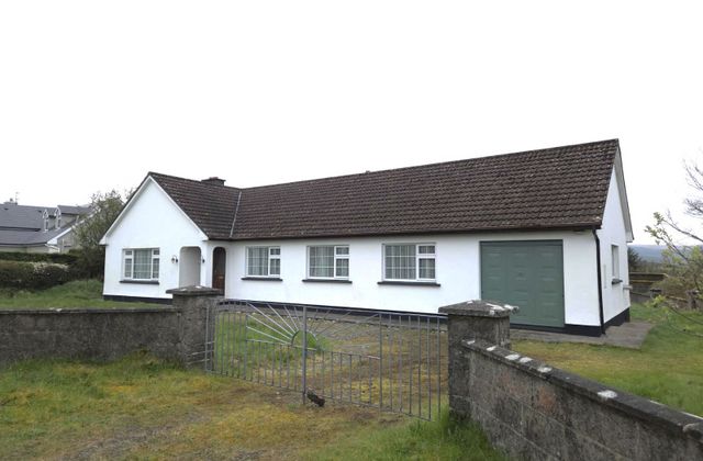 Banada, Tourlestrane, Banada, Co. Sligo - Click to view photos