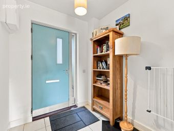 10 Sandyhill Way, Dublin 11, Ballymun, Dublin 11 - Image 3