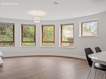 Apt 37 The Bridge, Shankill, Dublin 18 - Image 4