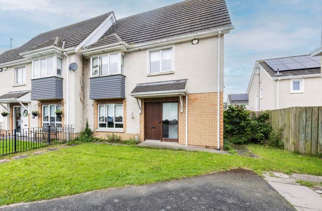 20 Village Grove, Kilbreck, Stamullen, Co. Meath, Stamullen, Co. Meath - Click to view photos