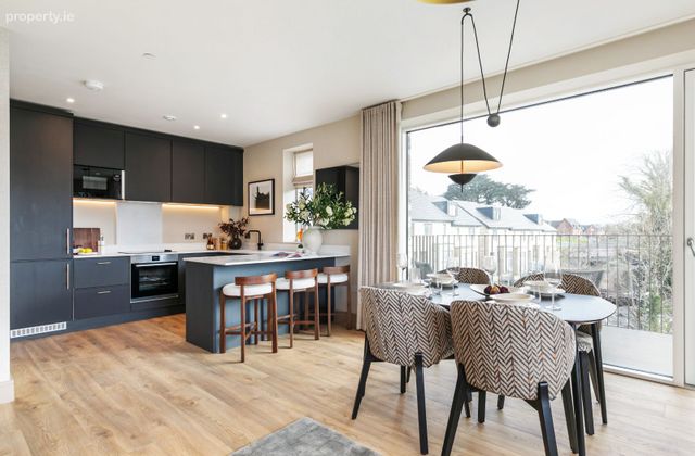 1 Bed Apartment, Cabinteely, Dublin 18 - Click to view photos
