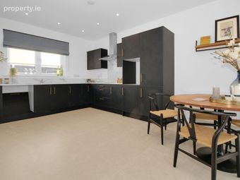 Valentia Ii, Coosan Road, Athlone, Co. Westmeath - Image 3