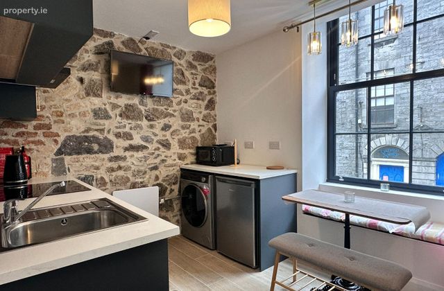 Apartment 2, 48 Dominick Street Lower, Galway City Centre, Co. Galway - Click to view photos