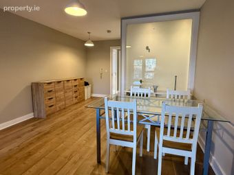 Apartment 9, Hyde Square, Kilmainham, Dublin 8 - Image 5