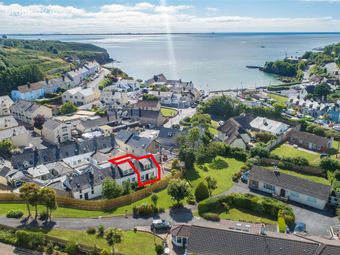 Caisle&aacute;in &Oacute;ir, 1 Glenview Terrace, Dunmore East, Co. Waterford - Image 2