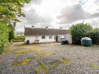 22 Saint Joseph's Park, Buncrana, Buncrana, Co. Donegal - Image 4