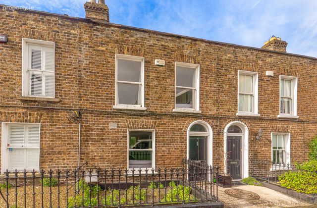 18 Albert Place East, Grand Canal Street, Dublin 2, Dublin 2 - Click to view photos