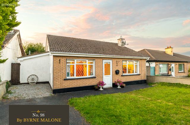 98 Monread Heights, Monread, Naas, Co. Kildare, Naas, Co. Kildare - Click to view photos