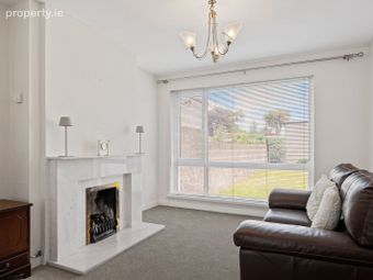 56 Balally Park, Dundrum, Dublin 16 - Image 4