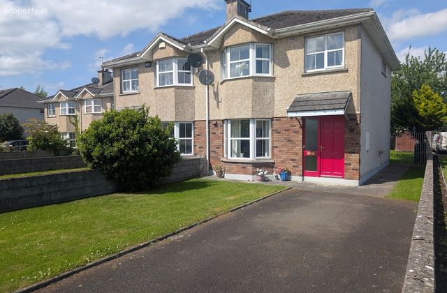 22 Coill Fuinseoige, St Conlan's Road, Nenagh, Co Tipperary, Nenagh, Co. Tipperary - Click to view photos