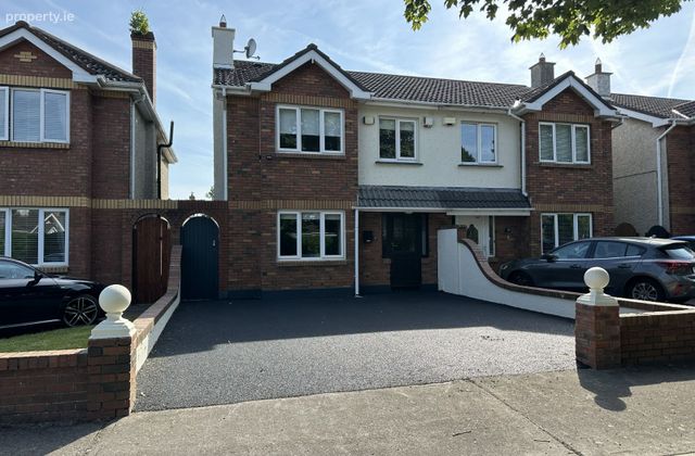 32 Kingswood Castle, Kingswood, Dublin 24 - Click to view photos