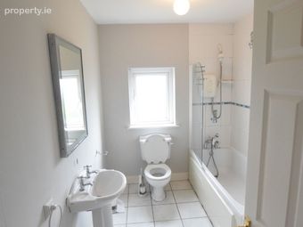 104 Clonlea, Mount Oval Village, Rochestown, Co. Cork - Image 5