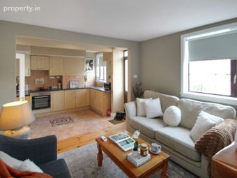 6 Connolly Terrace, Bohermore, Galway City, Galway City Centre, Co. Galway - Image 4