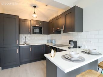Apartment 6, Burgh House, Ardilaun Court, Dublin 8 - Image 3