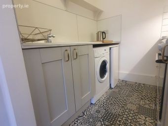 Apartment 17, Clarendon Hall, Dublin 2 - Image 5