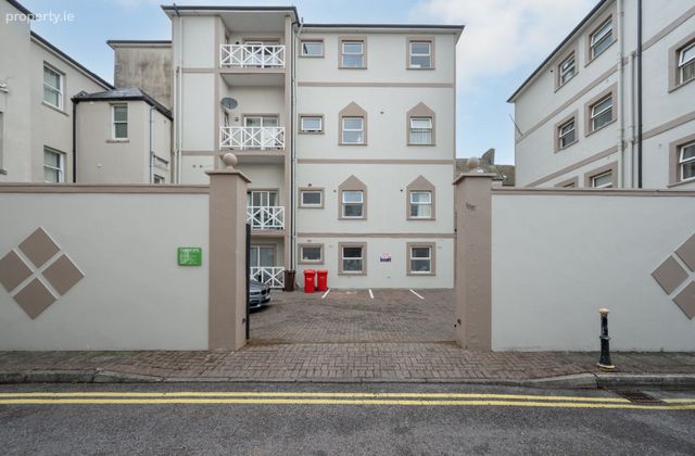 Apartment 6, Block C, Grenville Court, Cork City Centre, Co. Cork - Click to view photos