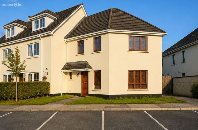 7 Straffan Place, Straffan Wood, Maynooth, Maynooth, Co. Kildare - Click to view photos