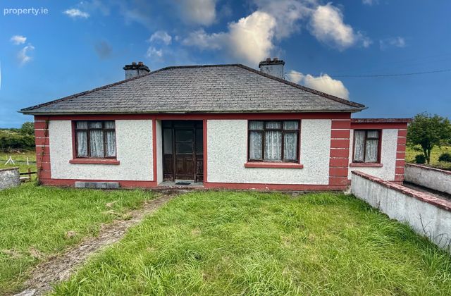 Carrowkeel, Turlough, Castlebar, Co. Mayo, Turlough, Co. Mayo - Click to view photos