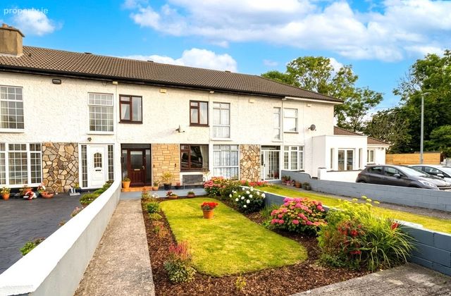 7 Seacliff Avenue, Baldoyle, Dublin 13 - Click to view photos