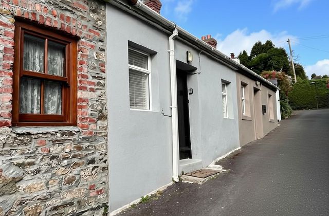 2 Friary Lane, Kinsale, Kinsale, Co. Cork - Click to view photos