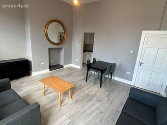 Flat 3, 10 Gardiner Place, Dublin 1 - Image 2