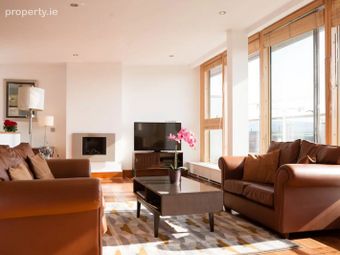 Duplex Penthouse, Castle Way, Christchurch, Dublin 8 - Image 3