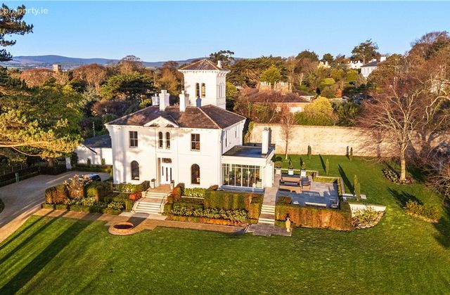 Mentone, Marino Avenue East, Killiney, Co. Dublin, Killiney, Co. Dublin - Click to view photos