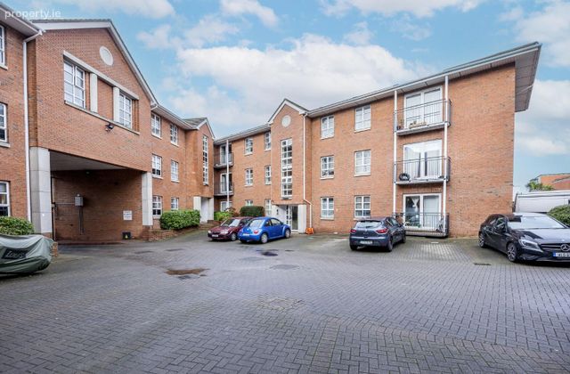 Apartment 17, Greenville Place, South Circular Road, Dublin 8 - Click to view photos