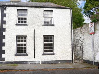 12 The Crescent, Donnybrook Road, Donnybrook, Dublin 4