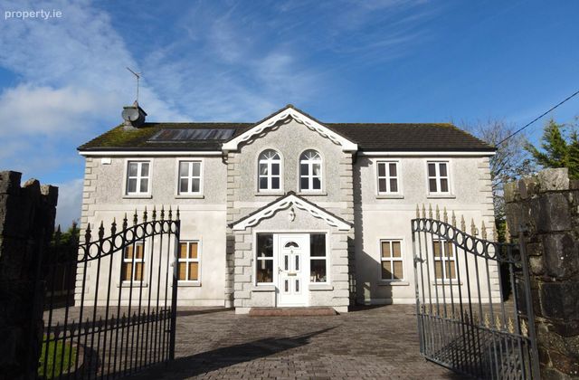 Aughoyne Cross, Leighlin Road, Ballyhide, Carlow Town, Co. Carlow, Carlow Town, Co. Carlow - Click to view photos